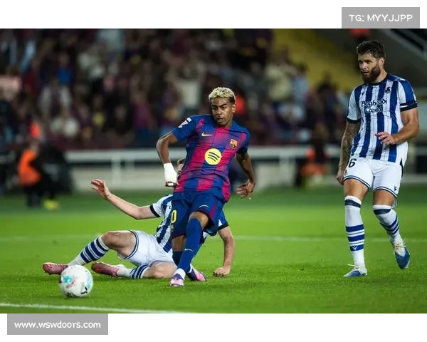 从传控哲学到全能压迫解析巴塞罗那球队战术特点与阵容构建